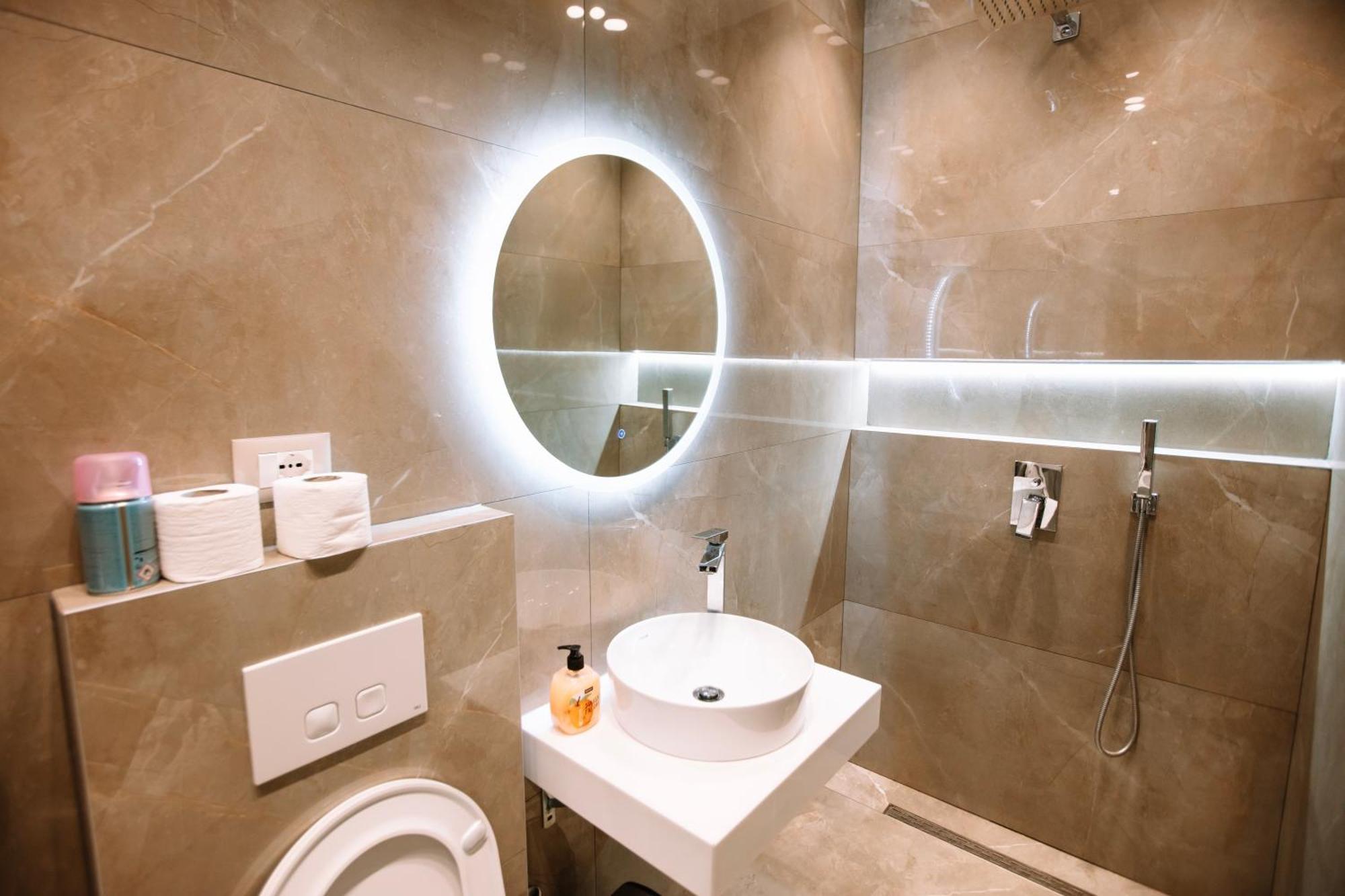 טיראנה Barrikada Str Modern Apartments - The Nest מראה חיצוני תמונה