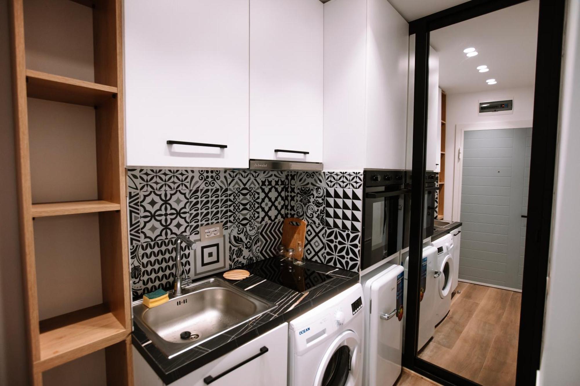 טיראנה Barrikada Str Modern Apartments - The Nest מראה חיצוני תמונה
