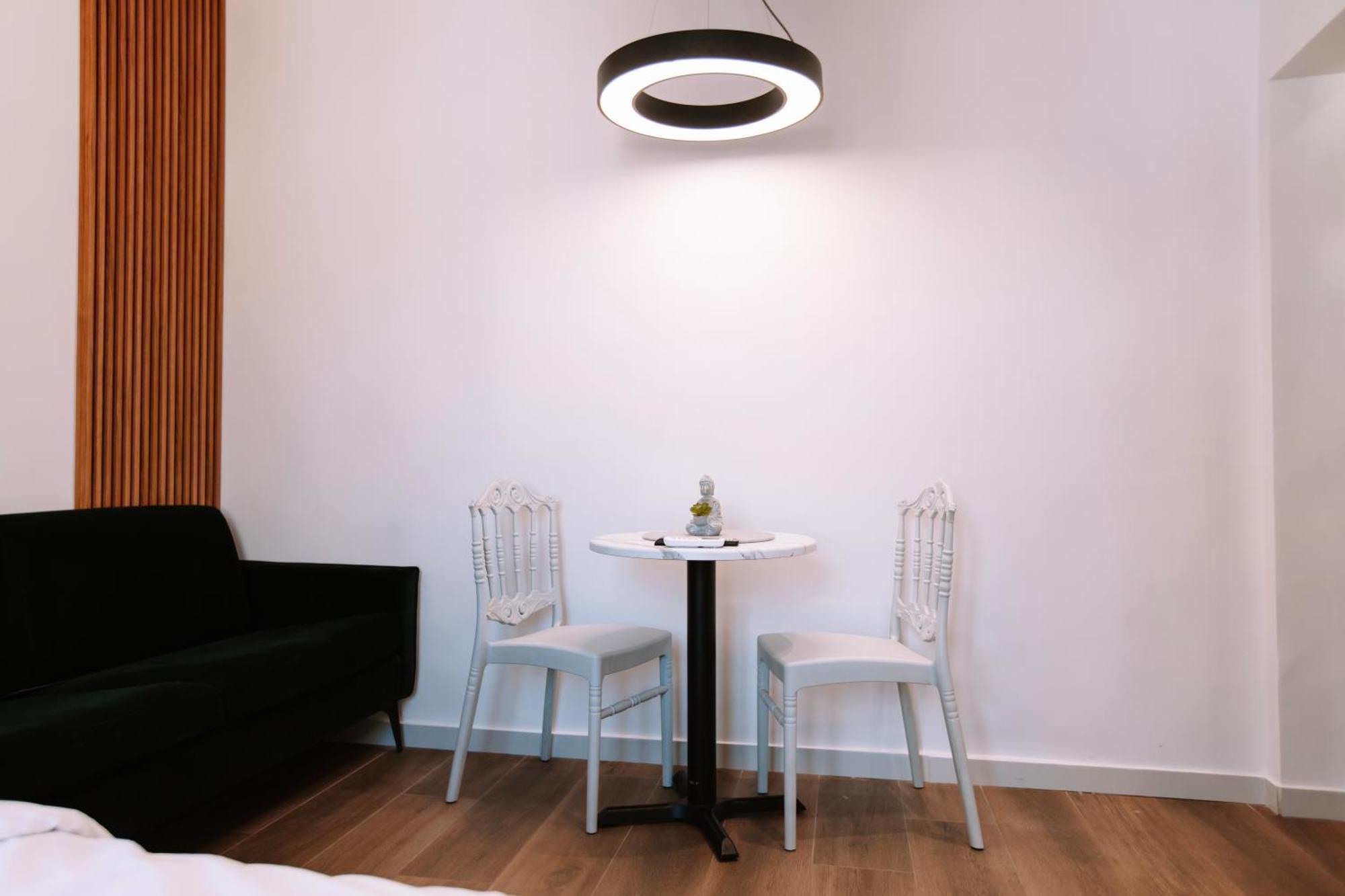 טיראנה Barrikada Str Modern Apartments - The Nest מראה חיצוני תמונה